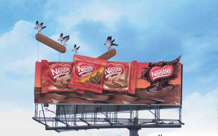 Креативный рекламный щит, имитирующий природу - Nestle . Креативные рекламные идеи Креативный рекламный щит, имитирующий природу - Nestle . Креативные рекламные идеи