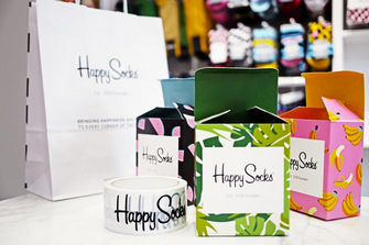 « Happy Socks » создает уникальные и интересные дизайны для всех видов носков. « Happy Socks » создает уникальные и интересные дизайны для всех видов носков.